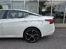 2024 Nissan Altima SR - Photo 15