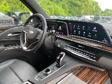 2024 Cadillac Escalade - Photo 8