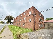 COZY BACHELOR UNIT CLOSE TO U OF W   HYDRO - Photo 8