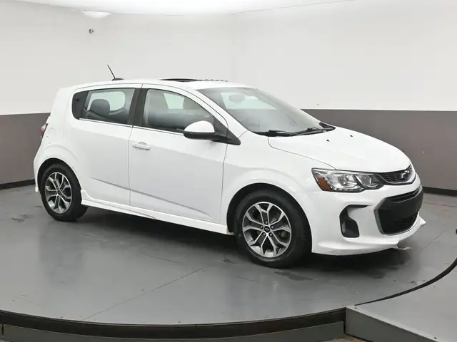 2018 Chevrolet Sonic LT FACTORY REMOTE START, BACK UP CAMERA, AU