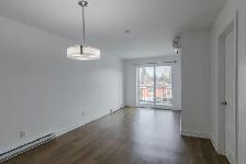 renovated 1-bed apartment, Greenfield Park, Sept 1st - ID 3378 - Photo 2