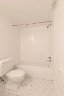 modern 1-bed apartment, Saint-Lambert, Sept 1 - ID 4631 - Photo 7