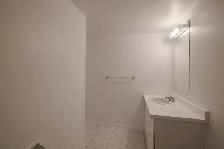 modern 1-bed apartment, Saint-Lambert, Sept 1 - ID 4631 - Photo 8