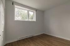 renovated 1-bed apartment, Greenfield Park, Sept 1st - ID 4009 - Photo 12