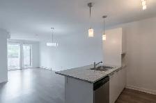 renovated 1-bed apartment, Greenfield Park, August 1 - ID 4629 - Photo 2