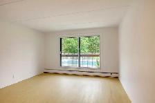 semi-renovated 1-bed apartment, Saint-Lambert - ID 3371 - Photo 4