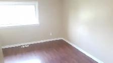 2 Bedroom Townhouse Close to Everything You need! - Photo 9