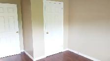 2 Bedroom Townhouse Close to Everything You need! - Photo 12