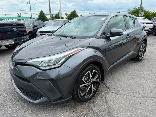 2022 Toyota C-HR FWD
