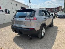 2019 Jeep Cherokee Sport - Photo 3
