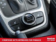 2022 Hyundai Venue Preferred with Backup Camera, Heated Seats - Photo 16