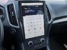 2023 Ford Edge Titanium AWD with LEATHER/ NAVIGATION / PANORAMIC - Photo 10