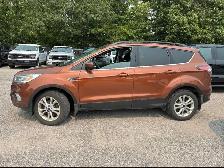 2017 Ford Escape SE 4dr SUV AWD (1.5L 4cyl Turbo 6A) - Photo 3