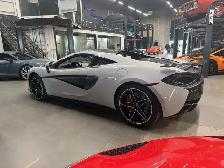 2017 McLaren 570S | Carbon Wing | Front Axle Lift | Carbon Trim - Photo 4