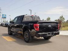2022 Ford F-150 XLT Sport 302A 2.7L EcoBoost | Rear Vision - Photo 8