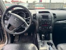 2012 Kia Sorento EX - Photo 13