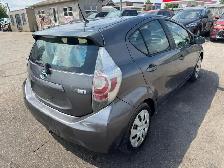2012 Toyota Prius c Technology - Photo 5
