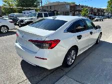 2022 Honda Civic EX - Photo 4