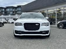 2023 CHRYSLER 300 - Photo 2