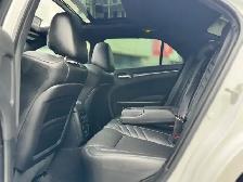 2023 CHRYSLER 300 - Photo 11