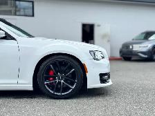 2023 CHRYSLER 300 - Photo 16