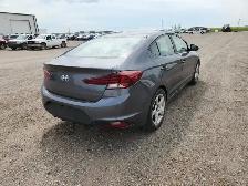 2019 Hyundai Elantra - Photo 5