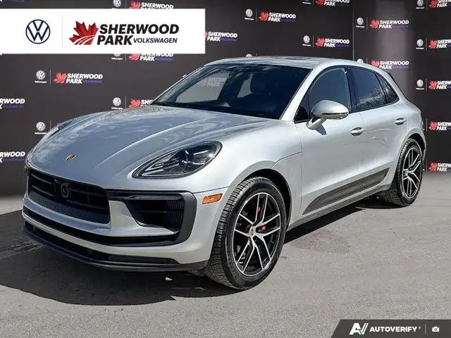 2024 Porsche Macan S | HEATED & COOLED SEATS | PANO-ROOF | NAVI