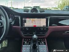2024 Porsche Macan S | HEATED & COOLED SEATS | PANO-ROOF | NAVI - Photo 17