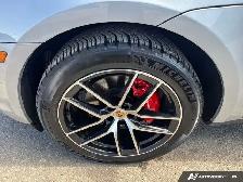 2024 Porsche Macan S | HEATED & COOLED SEATS | PANO-ROOF | NAVI - Photo 19