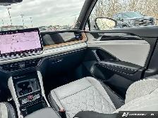 2025 Volkswagen Tiguan Highline R-Line | VW CERTIFIED - Photo 12
