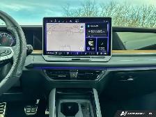 2025 Volkswagen Tiguan Highline R-Line | VW CERTIFIED - Photo 17