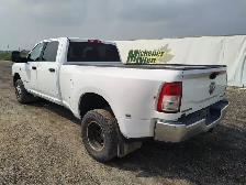 2023 Ram 3500 - Photo 3
