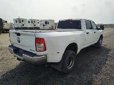 2023 Ram 3500 - Photo 4