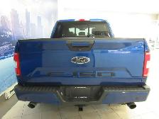 FORD F-150 2018 XLT SPORT FX4 V8 5.0L 4X4 TOIT PANO / CUIR CHAUF - Photo 8