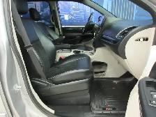 DODGE GRAND CARAVAN 2016 SXT PREMIUM PLUS STOW-N-GO 7 PASSAGERS - Photo 9