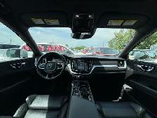 2018 Volvo XC60 T6 AWD Momentum - Photo 28