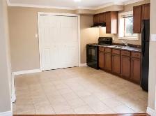 NEW LISTING!! 2 APARTMENT HOME IN KENMOUNT TERRACE! - Photo 12