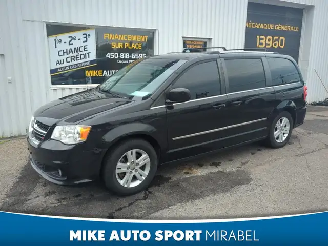Dodge Grand Caravan Familiale à 4 portes, cabine multiplaces Plu