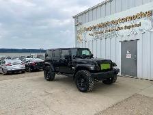2012 Jeep WRANGLER UNLIMITED 4WD Sahara | Command Start | Heated - Photo 3