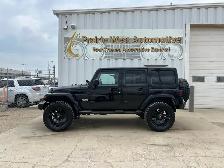 2012 Jeep WRANGLER UNLIMITED 4WD Sahara | Command Start | Heated - Photo 8