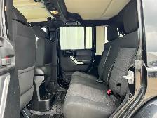 2012 Jeep WRANGLER UNLIMITED 4WD Sahara | Command Start | Heated - Photo 12