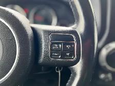 2012 Jeep WRANGLER UNLIMITED 4WD Sahara | Command Start | Heated - Photo 18