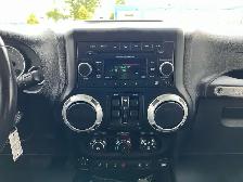 2012 Jeep WRANGLER UNLIMITED 4WD Sahara | Command Start | Heated - Photo 20