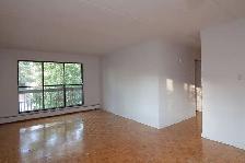 modern 2-bed apartment, Saint-Lambert, August 1 - ID 4632 - Photo 5