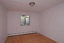 modern 2-bed apartment, Saint-Lambert, August 1 - ID 4632 - Photo 10