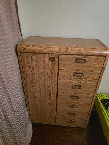 Wooden Closet multiple drawers - Photo 2
