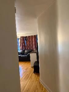 3 1/2 Disponible immédiatement. 3865 Bd Saint-Joseph E.Montreal - Photo 4