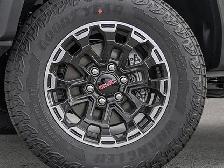 2026 GMC Canyon AT4 - Photo 8