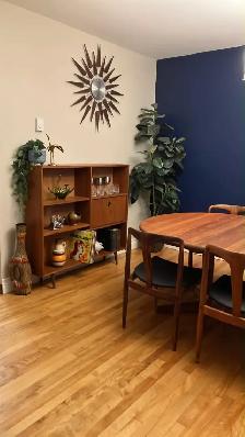 Mid century. TEAK TECK. Buffet, console, bar, bahut disques viny