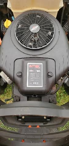 Husqvarna YTH24V54 Lawn tractor - Photo 5